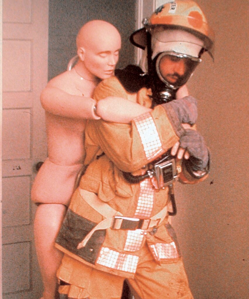 Alternative view of Simulaids Rescue Randy Manikin, 48 Kg (105lb)