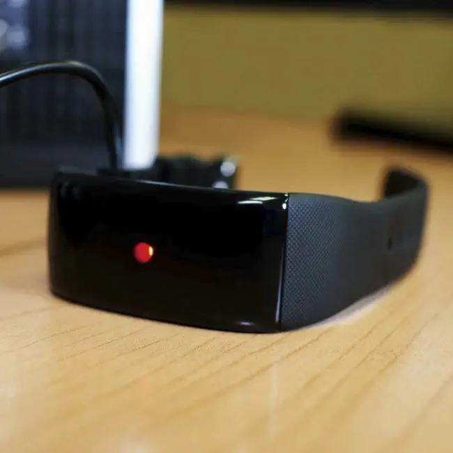 Alternative view of Monitor de RCP Practi-CRdM – Feedback de Profundidade e Frequência em Tempo Real